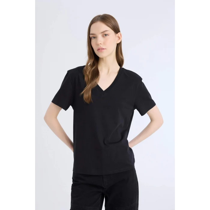 Defacto D9593 Siyah Regular Fit V Yaka Basic Düz Kısa Kollu Tişört