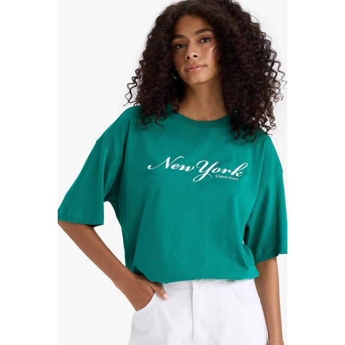 Defacto F5885 Yeşil Regular Fit Bisiklet Yaka Baskılı Penye Kısa Kollu Tişört