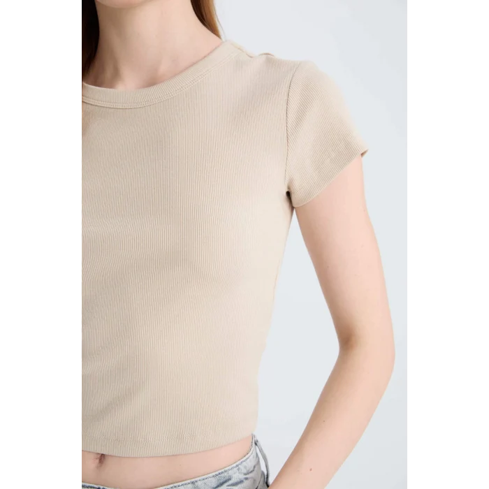 Defacto E0287 Bej Coool Fitted Fitilli Kaşkorse Basic Düz Kısa Kollu Tişört