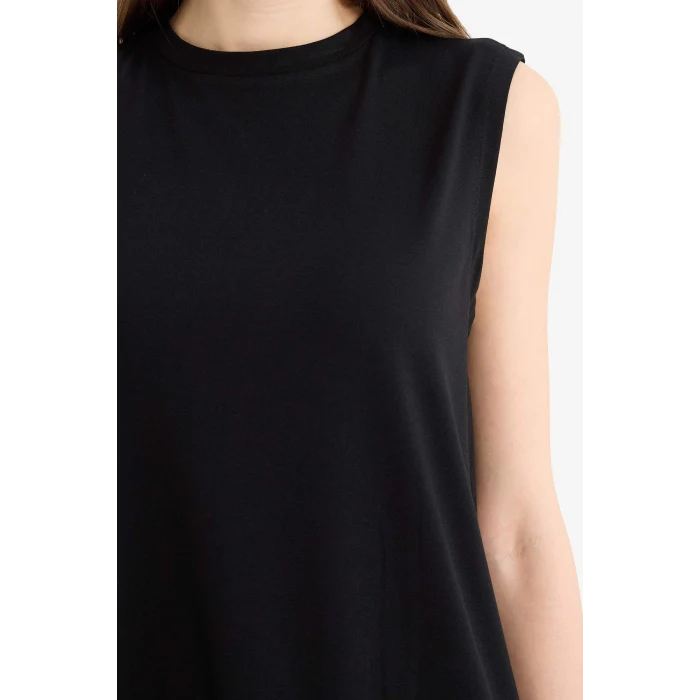 Defacto A8352 Siyah Regular Fit Bisiklet Yaka Basic Düz Kolsuz Siyah Tesettür Tişört Tunik