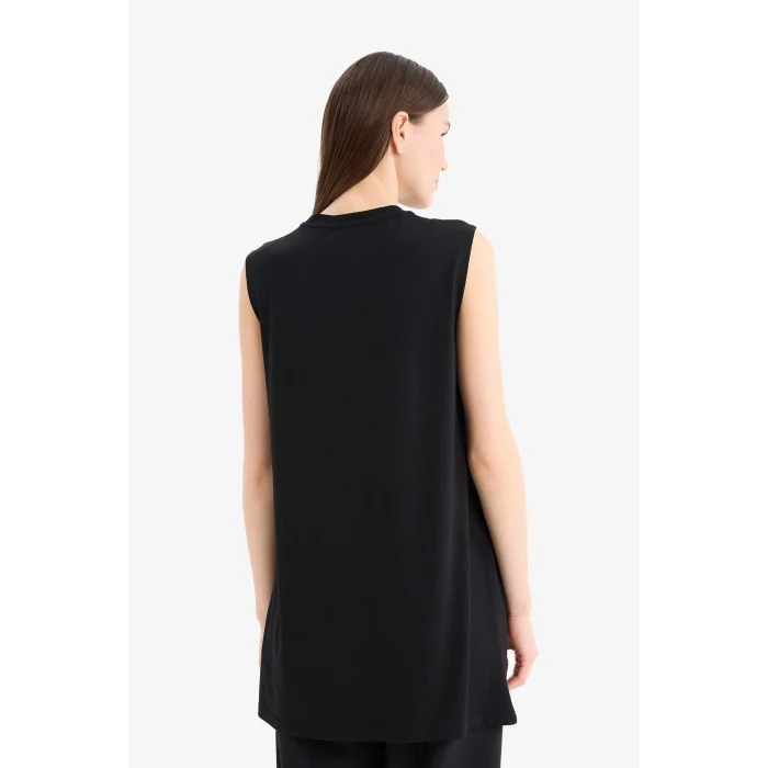 Defacto A8352 Siyah Regular Fit Bisiklet Yaka Basic Düz Kolsuz Siyah Tesettür Tişört Tunik