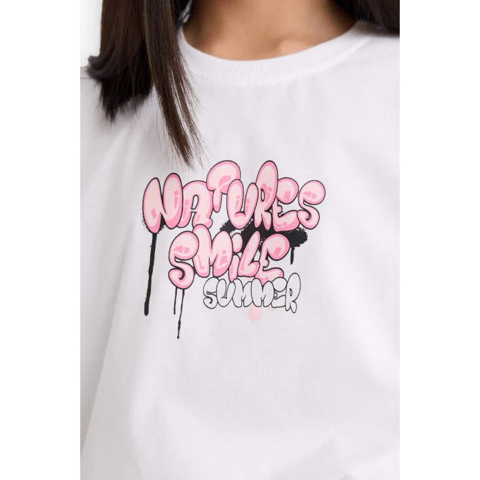 Defacto E0367 Beyaz Kız Çocuk Oversize Geniş Kalıp Bisiklet Yaka Sırt Baskılı Kısa Kollu Tişört