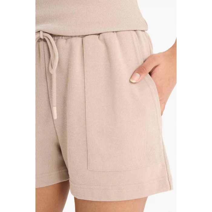 Defacto D3327 Bej Regular Fit Esnek Belli Bağcıklı Bermuda Şort