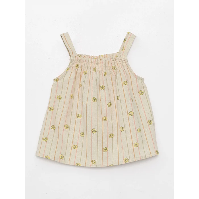 LCW baby Ekru Kare Yaka Desenli Kız Bebek Bluz ve Şort 2li Takım