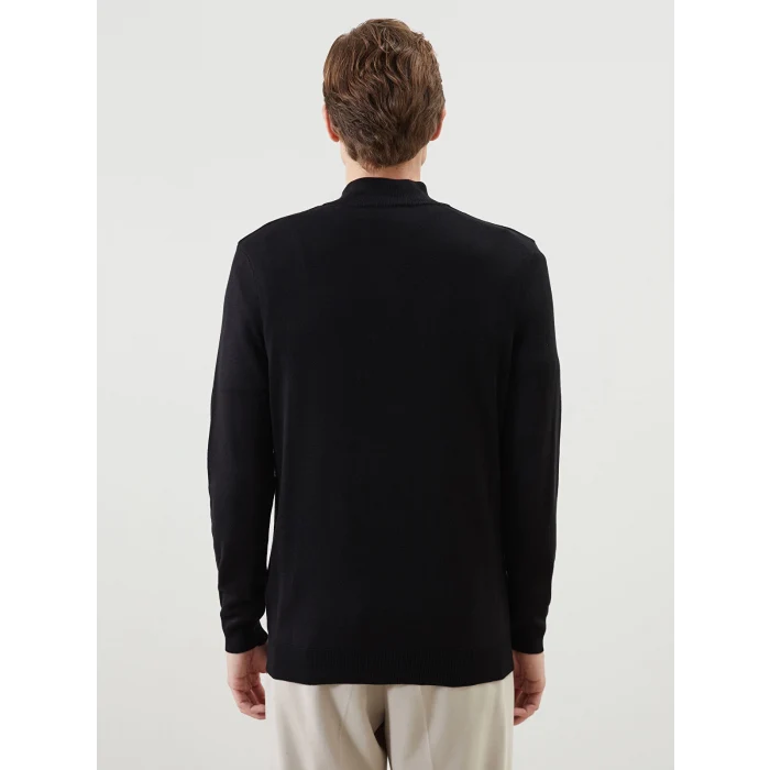 LCWAIKIKI Classic Siyah Dik Yaka Uzun Kollu Erkek Triko Kazak