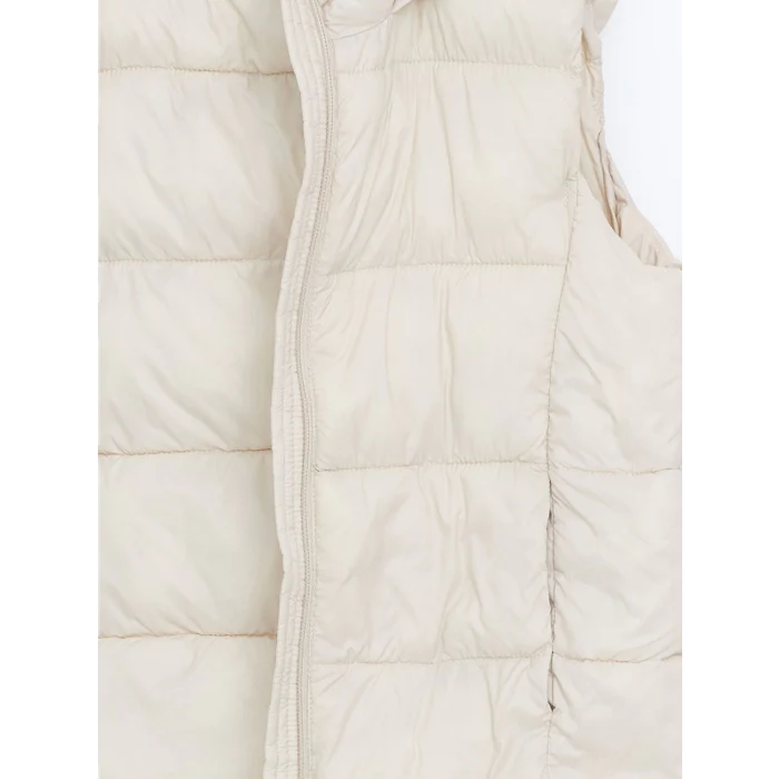 LCW Kids Ekru Kapüşonlu Kız Çocuk Şişme Yelek