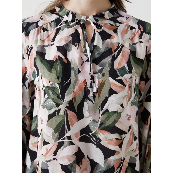 LCWAIKIKI Classic Turuncu Bağlamalı Yaka Desenli Kadın Bluz