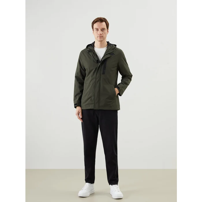 LCWAIKIKI Classic Haki Standart Kalıp Kapüşonlu Erkek Mont