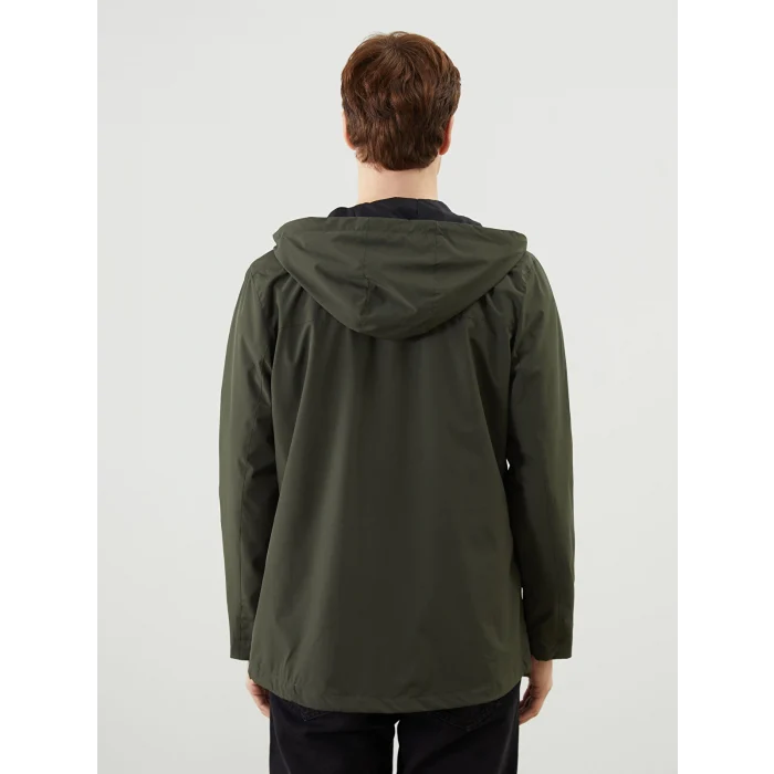 LCWAIKIKI Classic Haki Standart Kalıp Kapüşonlu Erkek Mont