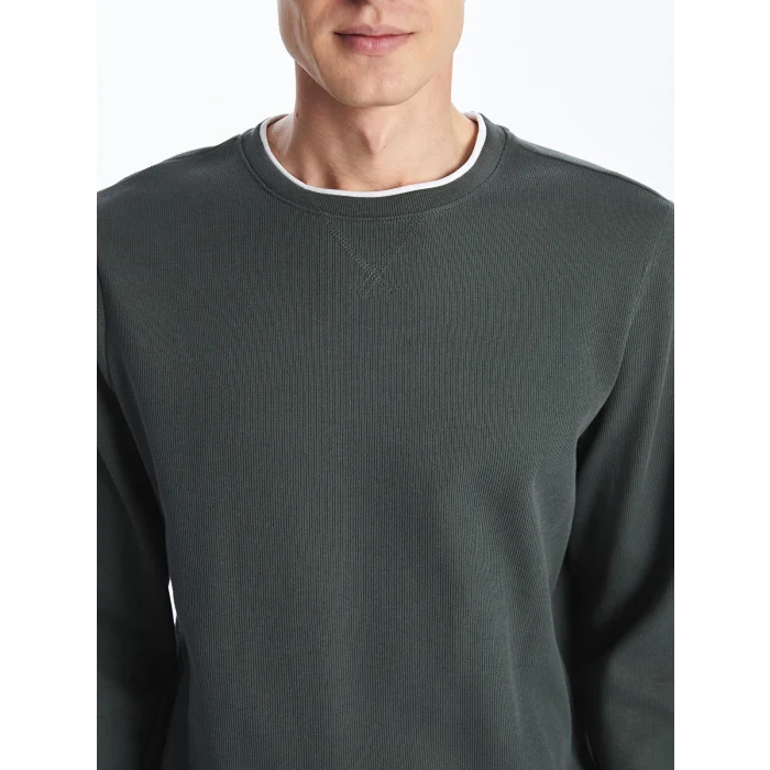 LCWAIKIKI Classic Yeşil Bisiklet Yaka Uzun Kollu Erkek Sweatshirt