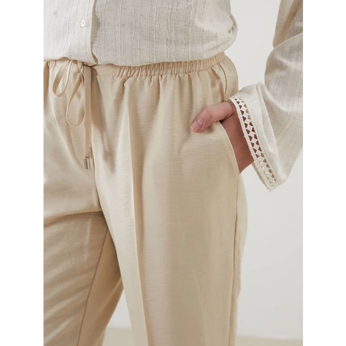 LCW Modest Bej Beli Lastikli Havuç Kesim Kadın Pantolon