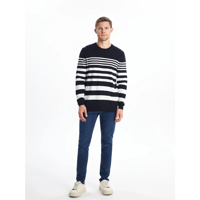 LCWAIKIKI Classic Lacivert Bisiklet Yaka Uzun Kollu Çizgili Erkek Triko Kazak