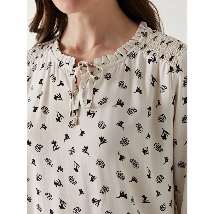 LCW Grace Bej Bağlamalı Yaka Desenli Kadın Bluz