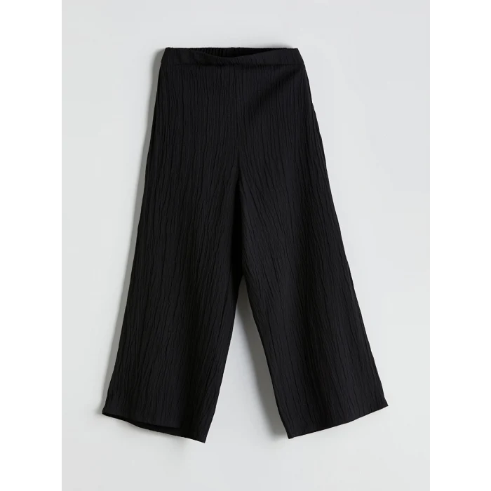 LCWAIKIKI Classic Siyah Beli Lastikli Dokulu Kadın Kapri