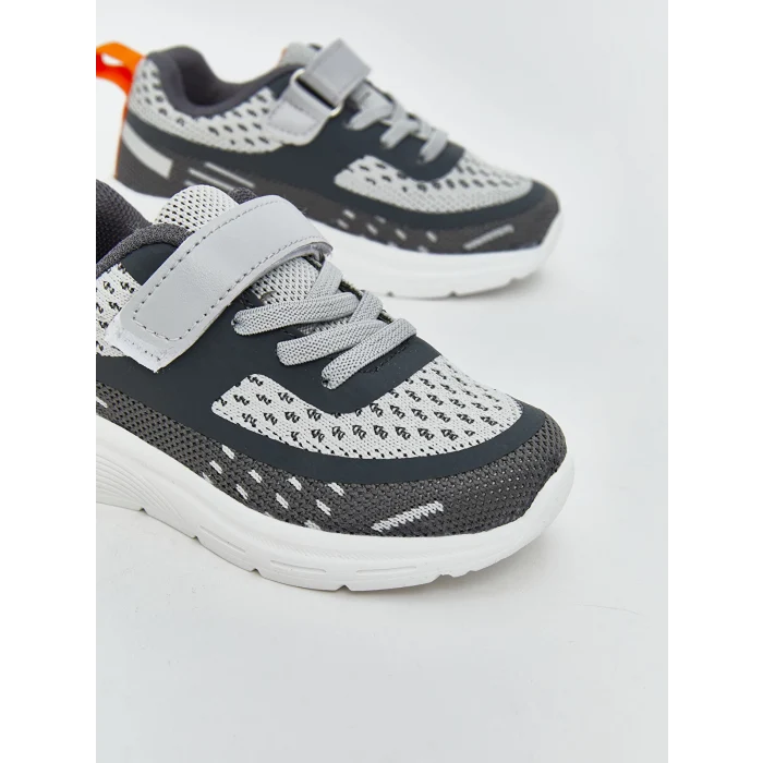 LCW STEPS Gri Bağcık ve Cırt Cırtlı Erkek Bebek Spor Ayakkabı