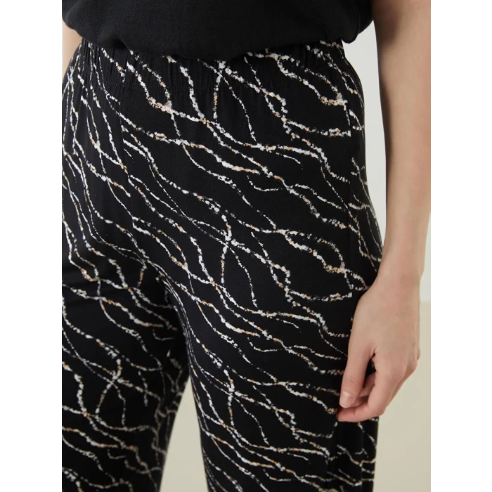 LCW Grace Siyah Beli Lastikli Çiçekli Kadın Kapri