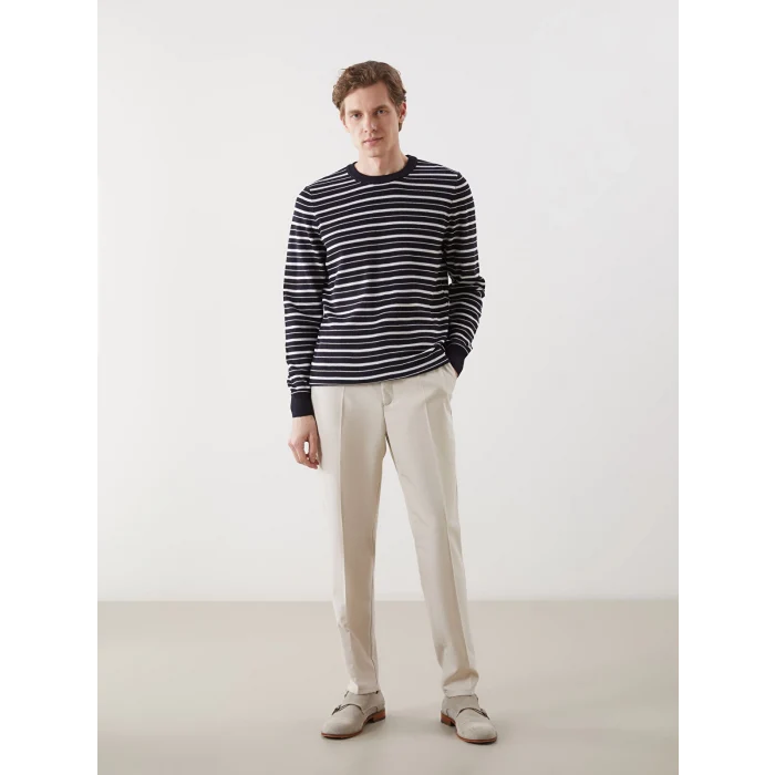 LCWAIKIKI Classic Lacivert Bisiklet Yaka Çizgili Erkek Dokulu Triko Kazak