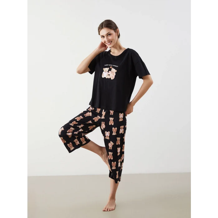 LCW Young Siyah Bisiklet Yaka Ayı Teddy Baskılı Kadın Kaprili Pijama Takımı