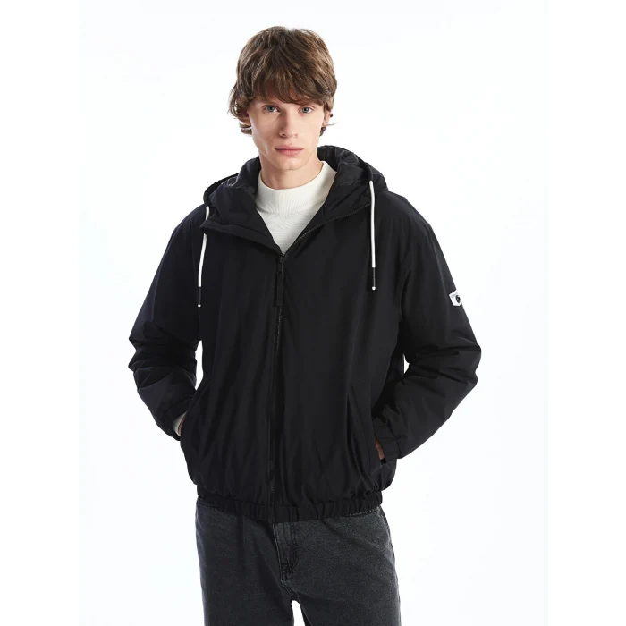 XSIDE Siyah Rahat Kalıp Kapüşonlu Erkek Orta Kalın Mont