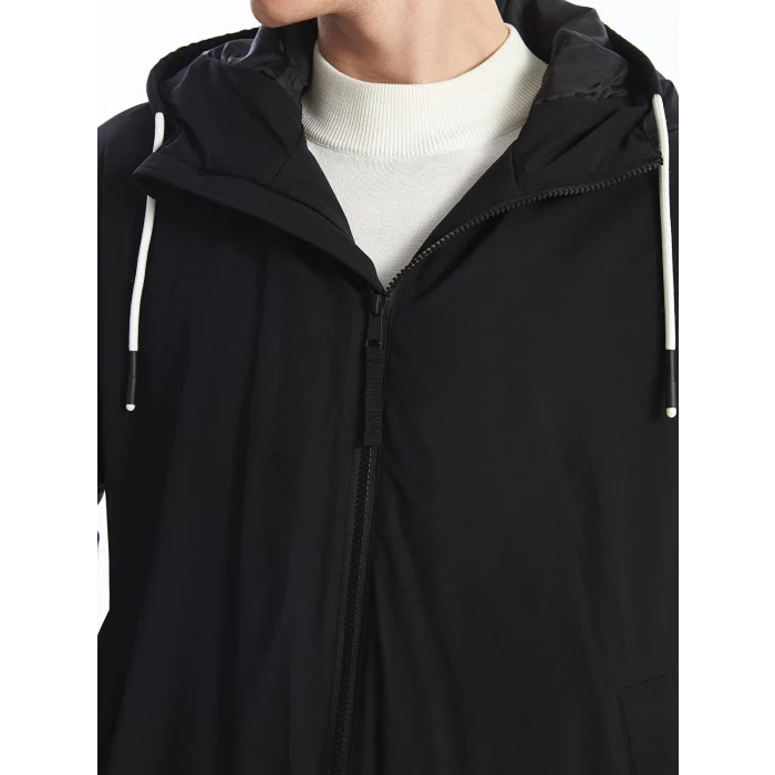 XSIDE Siyah Rahat Kalıp Kapüşonlu Erkek Orta Kalın Mont