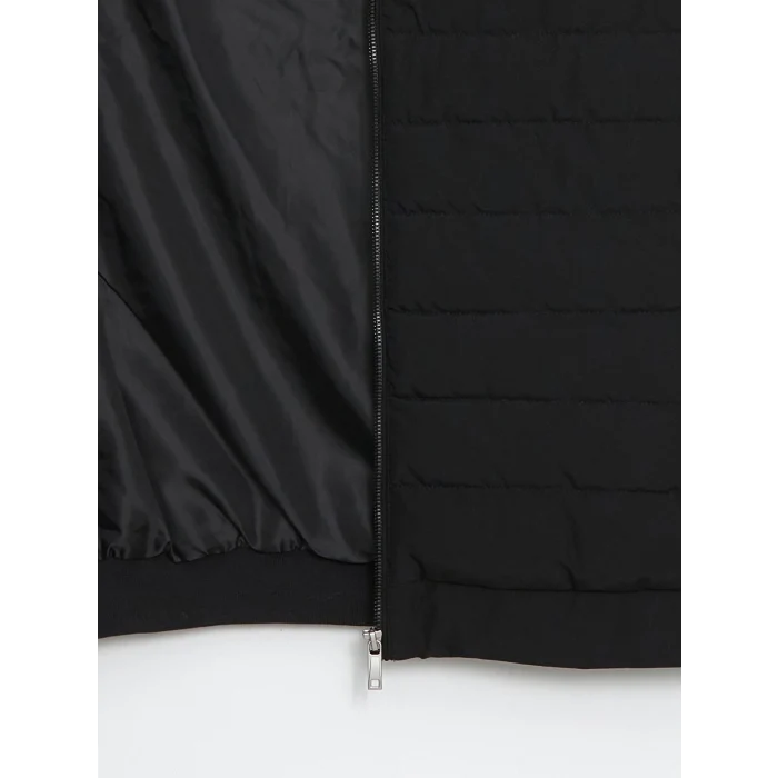 LCWAIKIKI Classic Siyah Standart Kalıp Dik Yaka Erkek Şişme Yelek