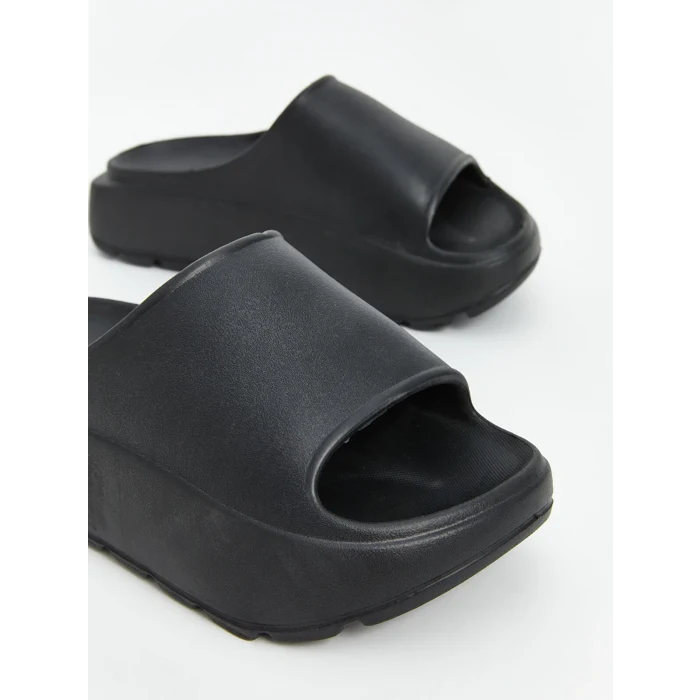 LCW STEPS Siyah Kalın Tabanlı Kadın Terlik