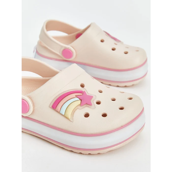 LCW STEPS Bej Baskılı Kız Bebek Plaj Sandaleti