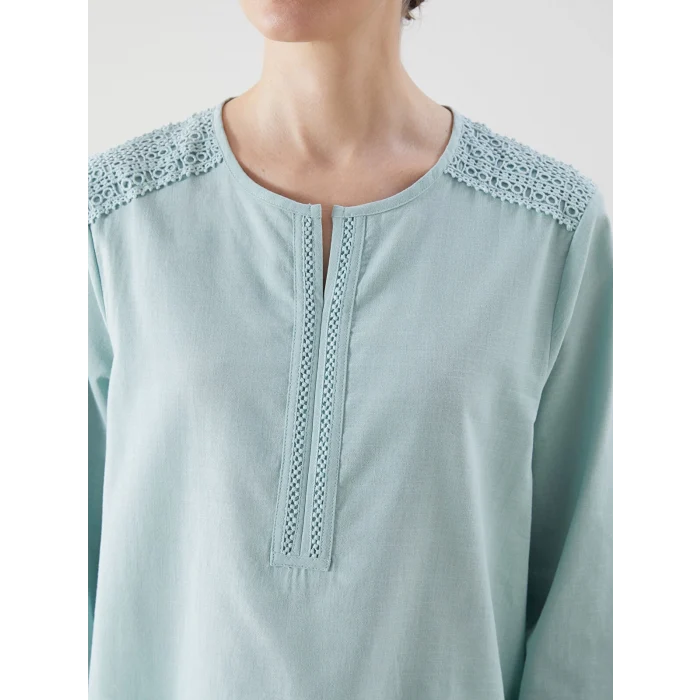 LCW Grace Yeşil Kaçık Yaka Nakışlı Kadın Bluz