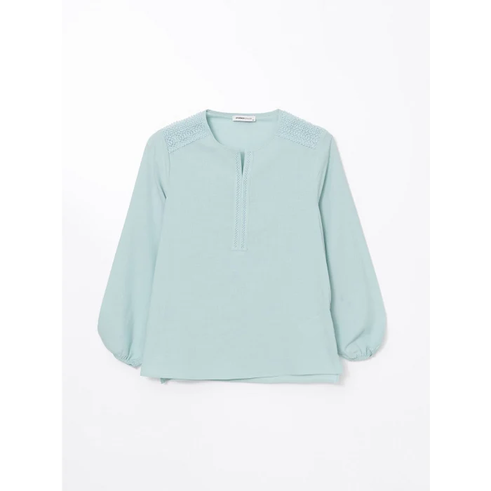 LCW Grace Yeşil Kaçık Yaka Nakışlı Kadın Bluz