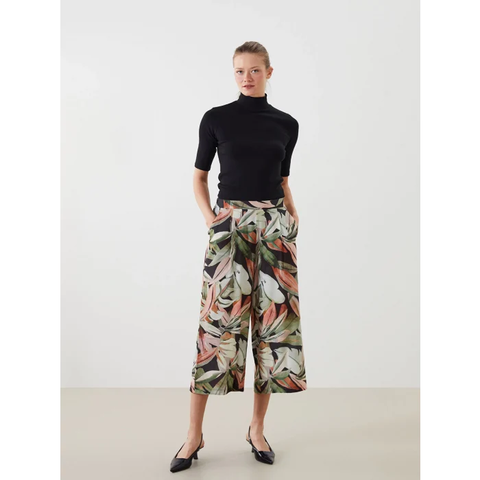 LCWAIKIKI Classic Mor Beli Lastikli Desenli Kadın Kapri