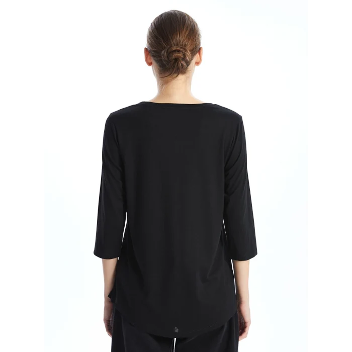 LCWAIKIKI Classic Siyah Bisiklet Yaka Pul İşlemeli Kadın Bluz