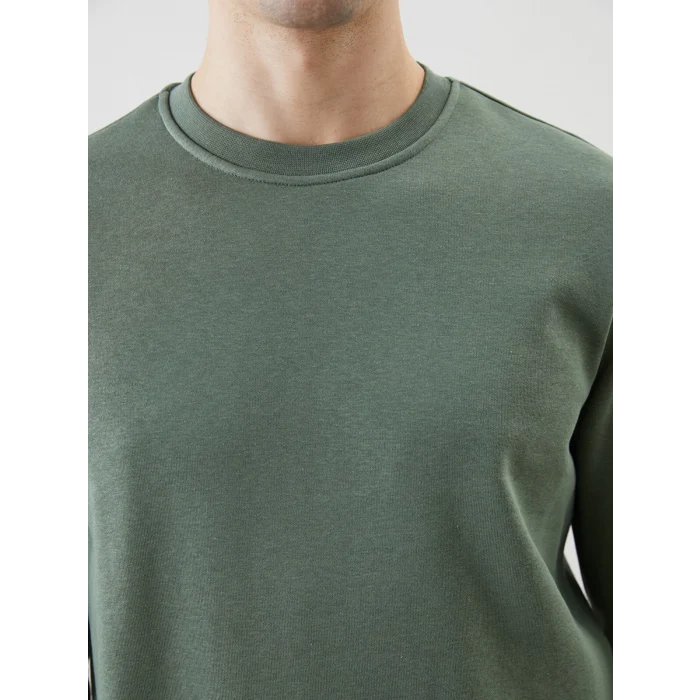 LCWAIKIKI Basic Yeşil Bisiklet Yaka Uzun Kollu Baskılı Erkek Sweatshirt