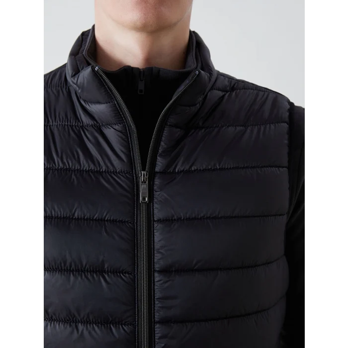 LCWAIKIKI Classic Siyah Standart Kalıp Dik Yaka Erkek Şişme Yelek