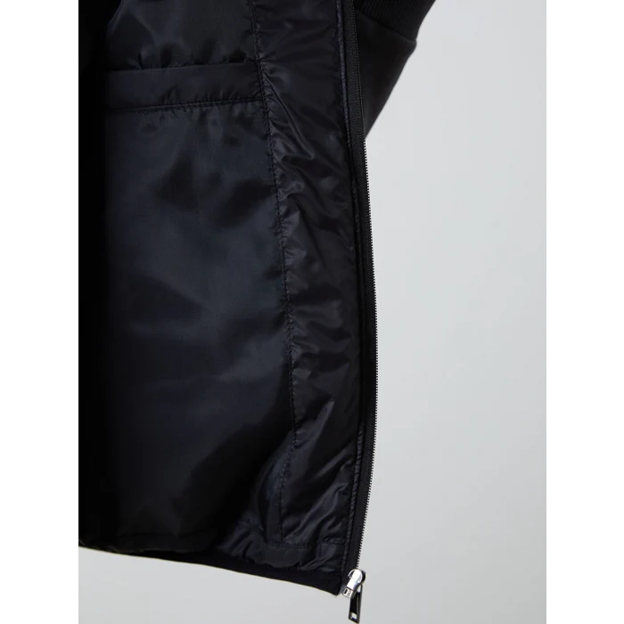 LCWAIKIKI Classic Siyah Standart Kalıp Dik Yaka Erkek Şişme Yelek