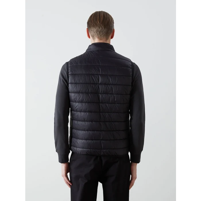 LCWAIKIKI Classic Siyah Standart Kalıp Dik Yaka Erkek Şişme Yelek