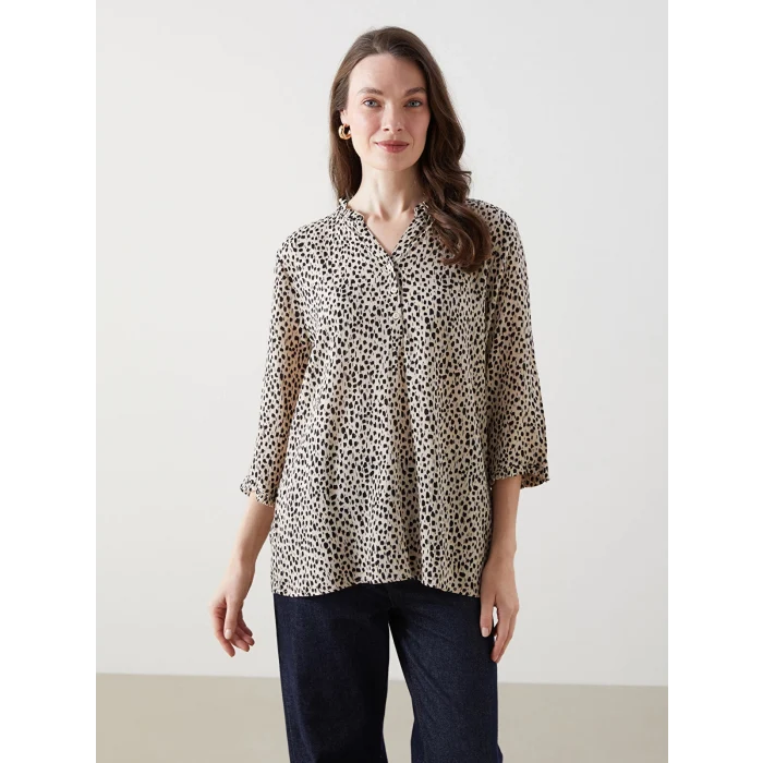 LCW Grace Ekru Kaçık Yaka Leopar Desenli Kadın Bluz