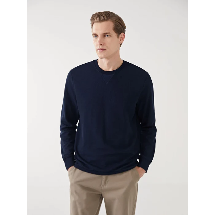 LCWAIKIKI Classic Lacivert Bisiklet Yaka Uzun Kollu Erkek Sweatshirt