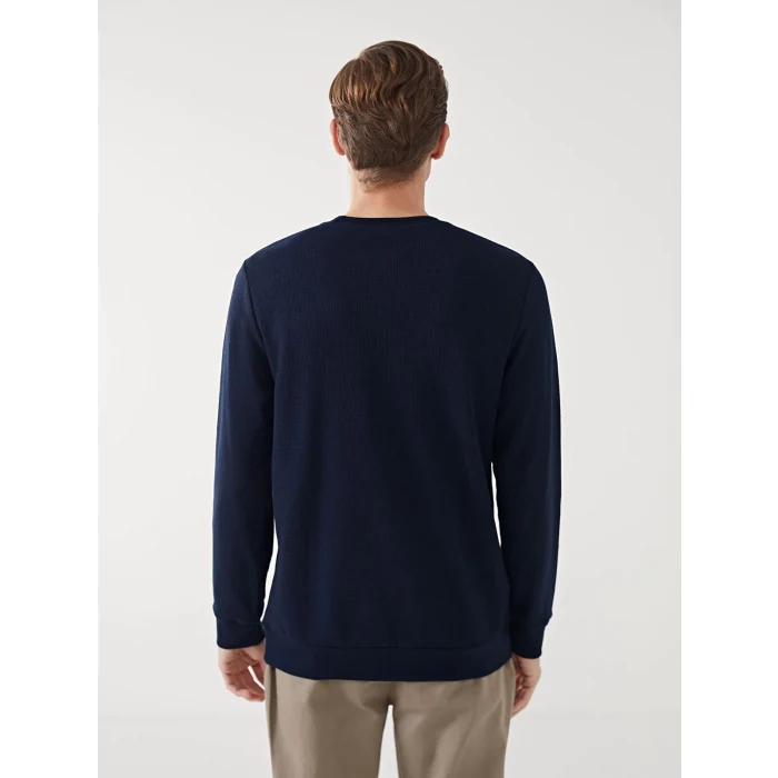 LCWAIKIKI Classic Lacivert Bisiklet Yaka Uzun Kollu Erkek Sweatshirt