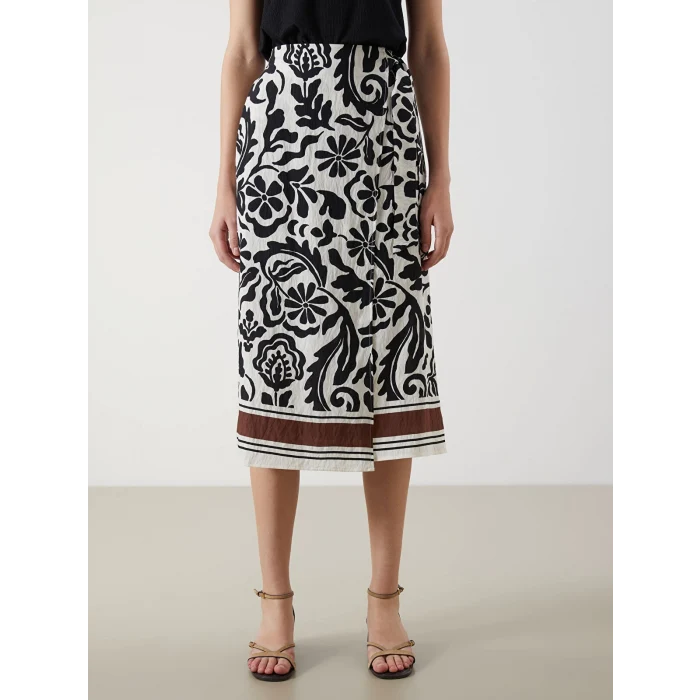 LCWAIKIKI Classic Siyah Beli Lastikli Desenli Etek