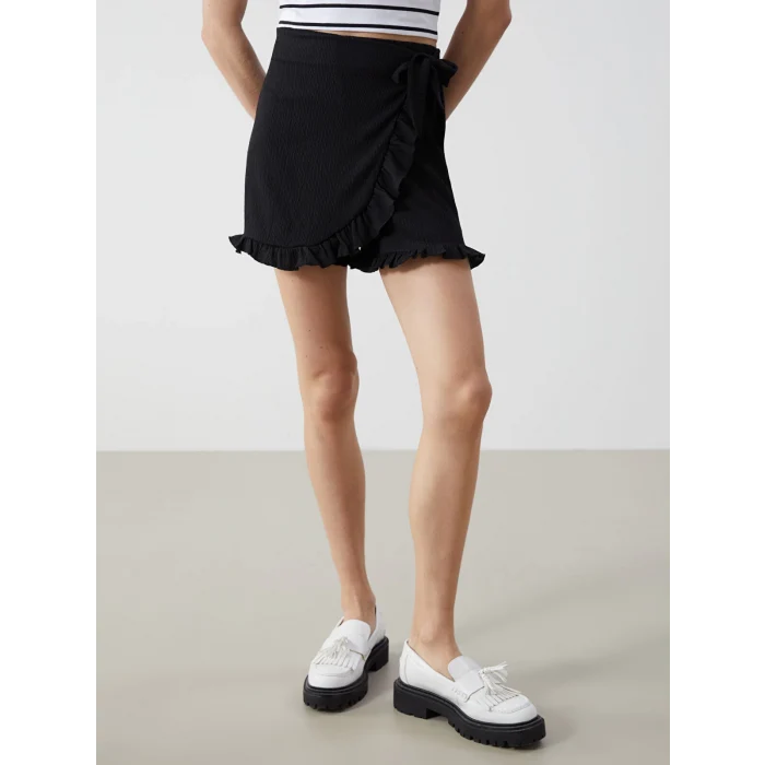 XSIDE Siyah Beli Lastikli Dokulu Kadın Şort Etek