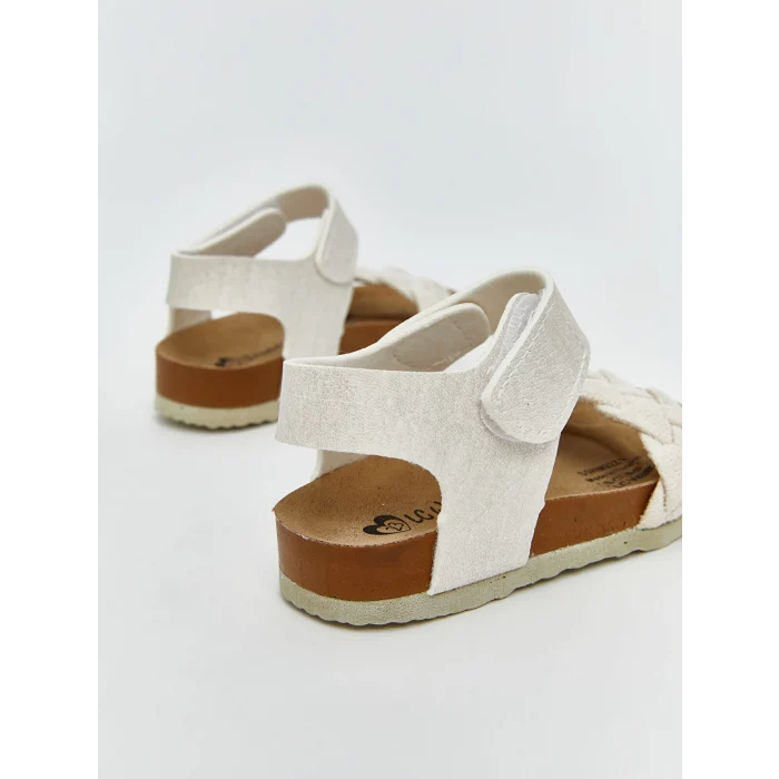 LCW STEPS Karişik Büzgü Desenli Deri Görünümlü Kız Bebek Sandalet