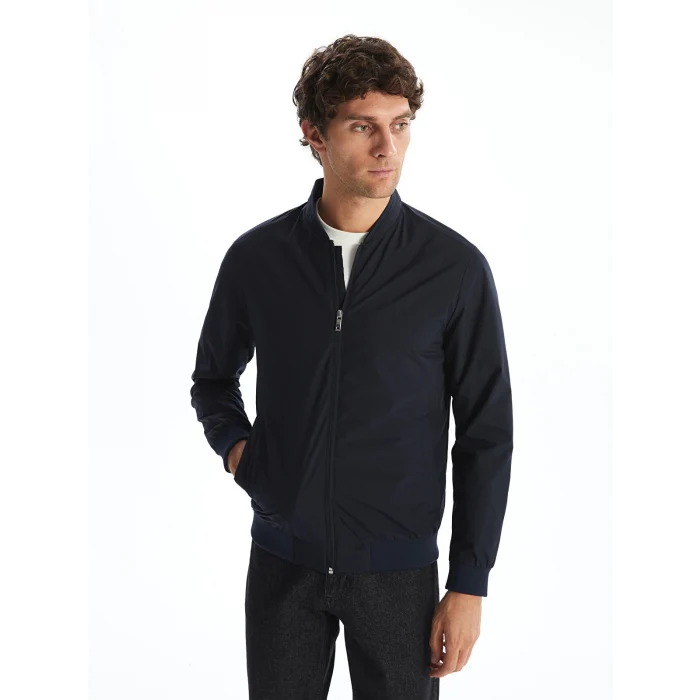 LCWAIKIKI Classic Lacivert Standart Kalıp Kolej Yaka Erkek Mont