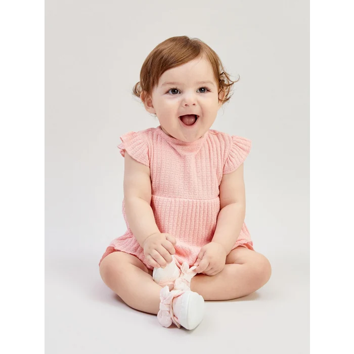 LCW baby Pembe Bisiklet Yaka Dokulu Kız Bebek Bluz ve Şort 2li