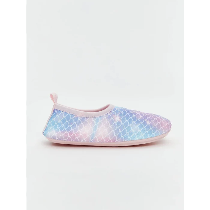 LCW STEPS Mavi Desenli Kız Bebek Deniz Ayakkabısı