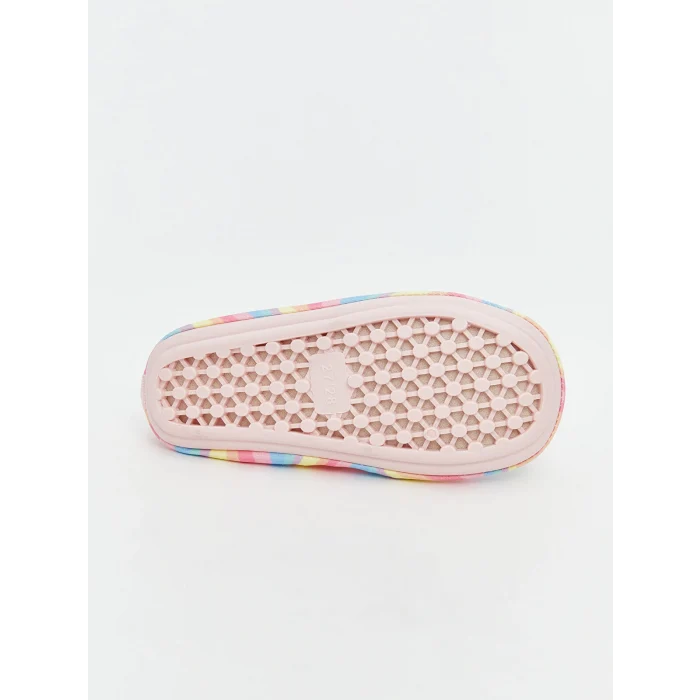 LCW STEPS Karişik Desenli Kız Bebek Deniz Ayakkabısı