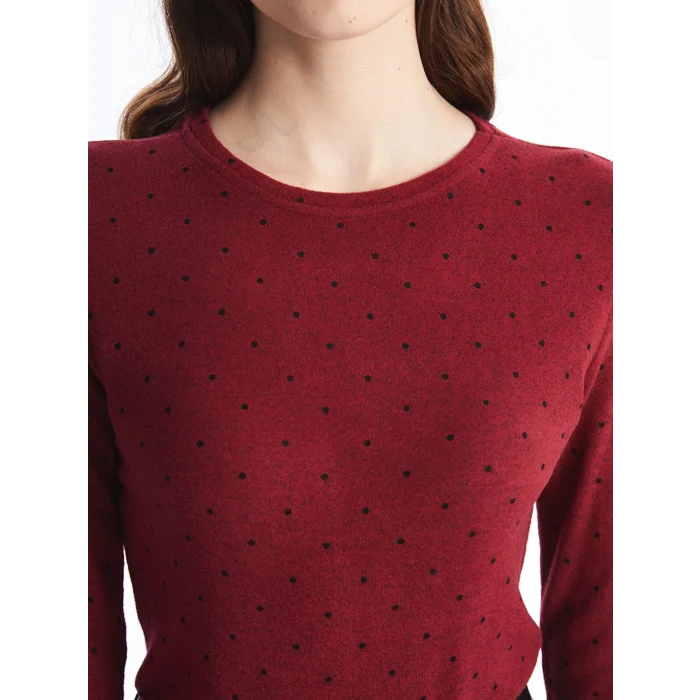 LCWAIKIKI Classic Bordo Bisiklet Yaka Puantiyeli Kadın Tişört