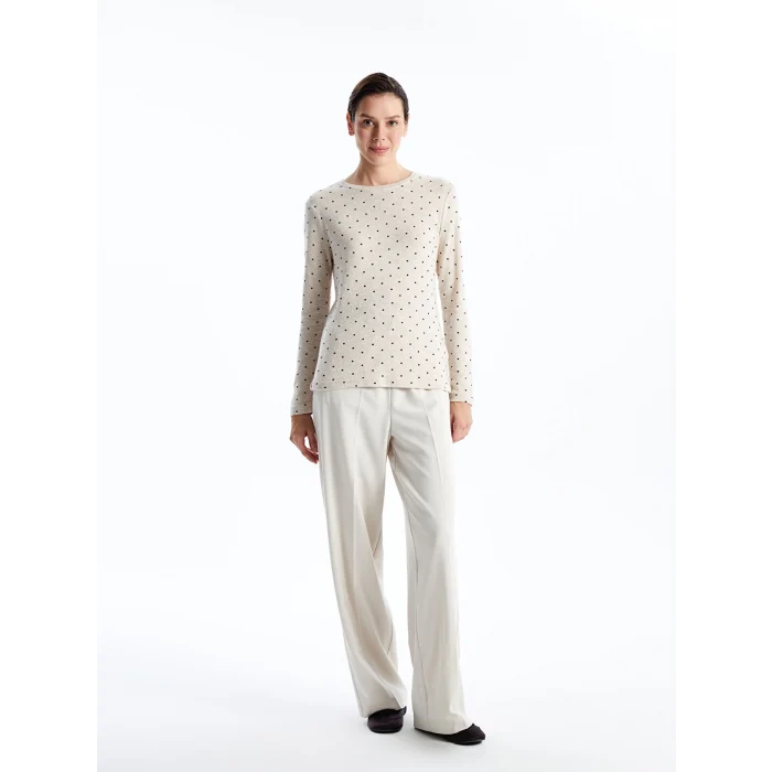 LCWAIKIKI Classic Bej Bisiklet Yaka Puantiyeli Kadın Tişört