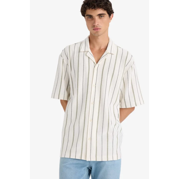 Defacto D7315 Ekru Relax Fit Apaş Yaka Kısa Kollu Çizgili Gömlek