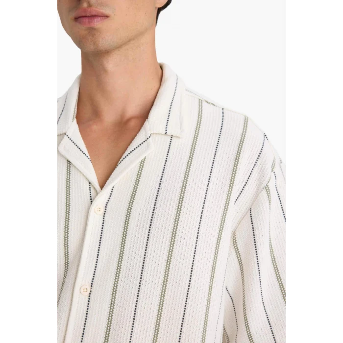 Defacto D7315 Ekru Relax Fit Apaş Yaka Kısa Kollu Çizgili Gömlek