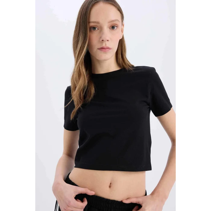 Defacto Z8790 Siyah Coool Fitted Bisiklet Yaka Basic Düz Kısa Kollu Tişört